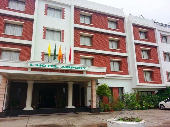 The Hotel Airport